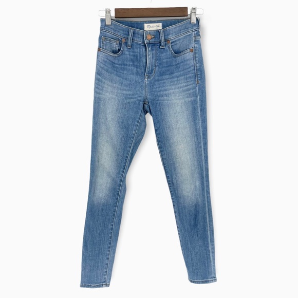 Madewell High Riser Crop Jeans in Mazzy Wash - Picture 2 of 9